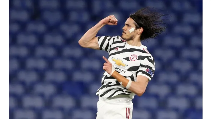 Edinson Cavani festeja uno de sus goles con el Manchester United.