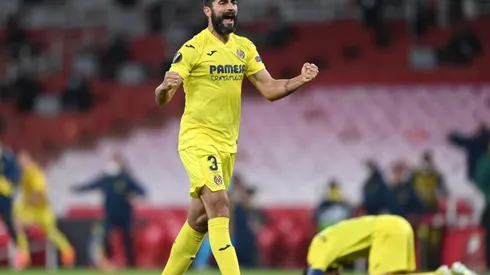 Raúl Albiol celebrando el pase a la final de la Europa League con el Villarreal.