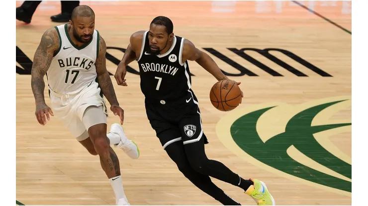 PJ Tucker y Kevin Durant (Foto: Getty)