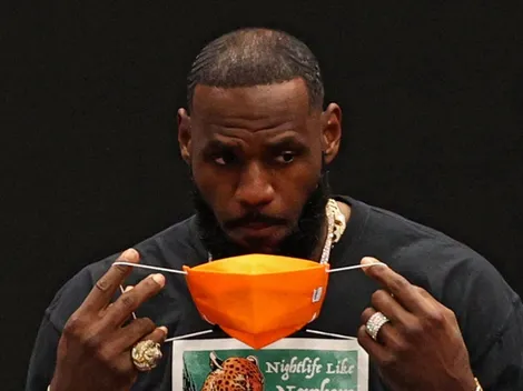¿Arriesga a los Lakers? LeBron no se habría vacunado contra el coronavirus