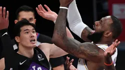 LeBron James en Lakers vs Raptors