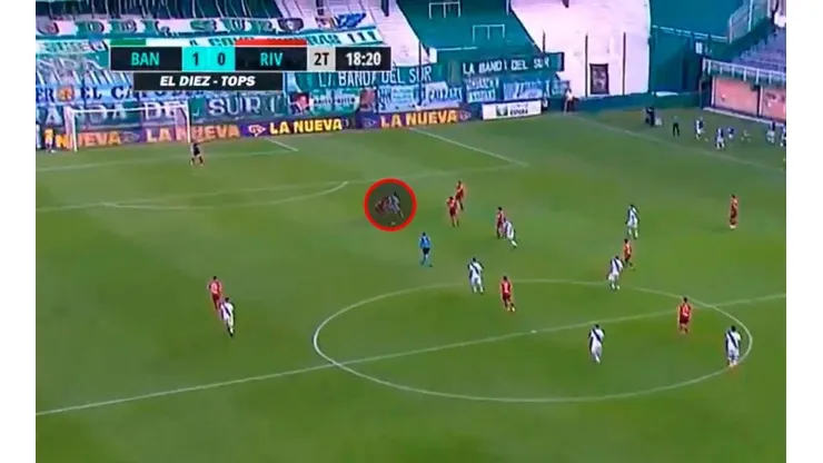 A River le hicieron el gol más viejo del mundo: Banfield ya le gana 1 a 0