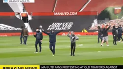 Caos en Old Trafford: hinchas invadieron el estadio antes de United-Liverpool