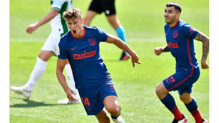 Lo sufren Madrid y Barça: Atleti venció al Elche, que erró un penal sobre la hora