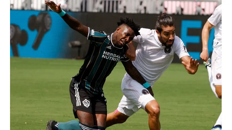 Rodolfo Pizarro ante Los Angeles Galaxy