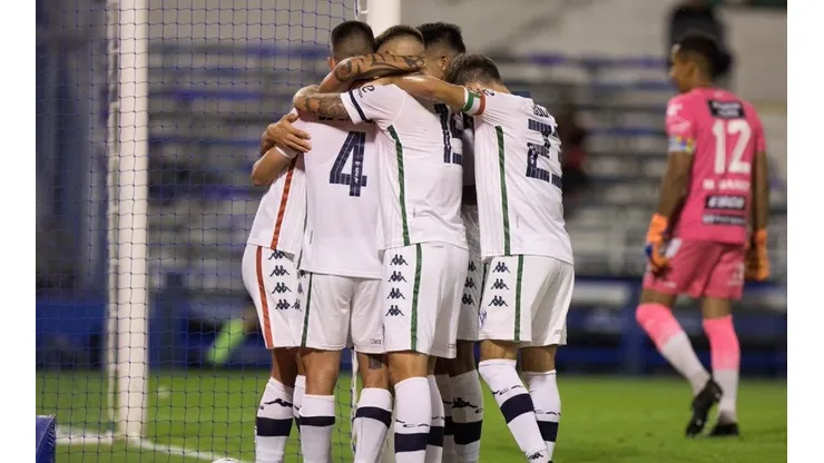 El festejo de los jugadores del Fortín.
