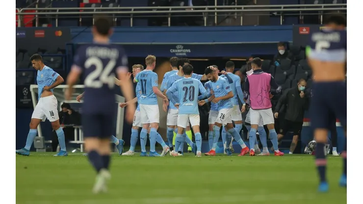El City le remontó al PSG en 5 minutos y puso un pie en la final