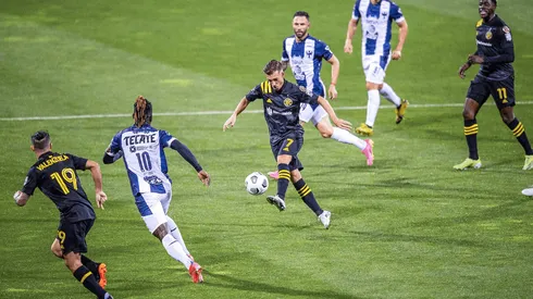Monterrey rescató un empate ante Columbus Crew.