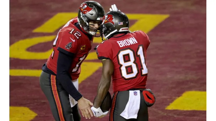 Tom Brady y Antonio Brown