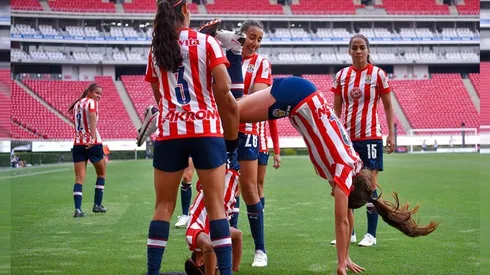 Isabella Gutiérrez festejó su gol con recuerdo histórico de Chivas.