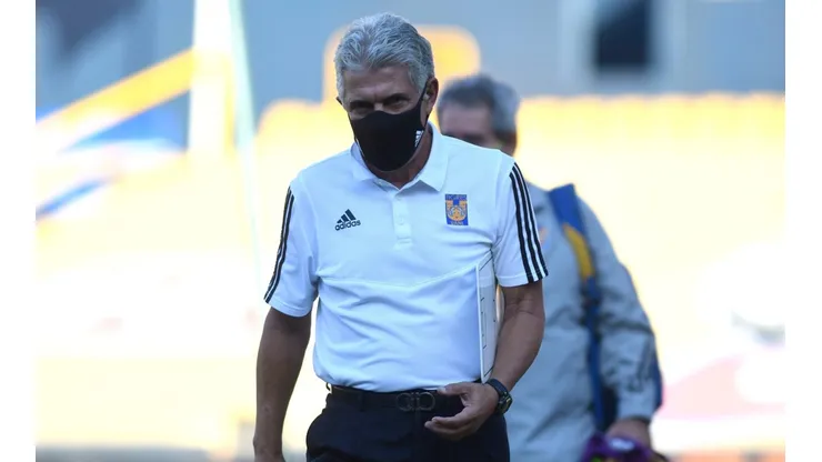 Ricardo Ferretti ganó el Clásico Regio antes de su salida de Tigres UANL
