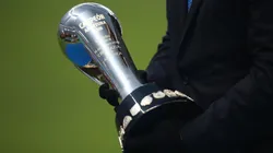 Trofeo de campeón de la Liga MX.