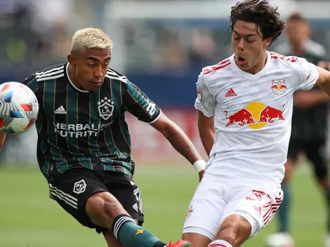 Julián Araujo, así no te llevan al Tri: error del compañero de Chicharito