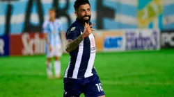 Disculpe, ¿goles tiene? Santos metió un hat-trick y le dio la victoria a Talleres