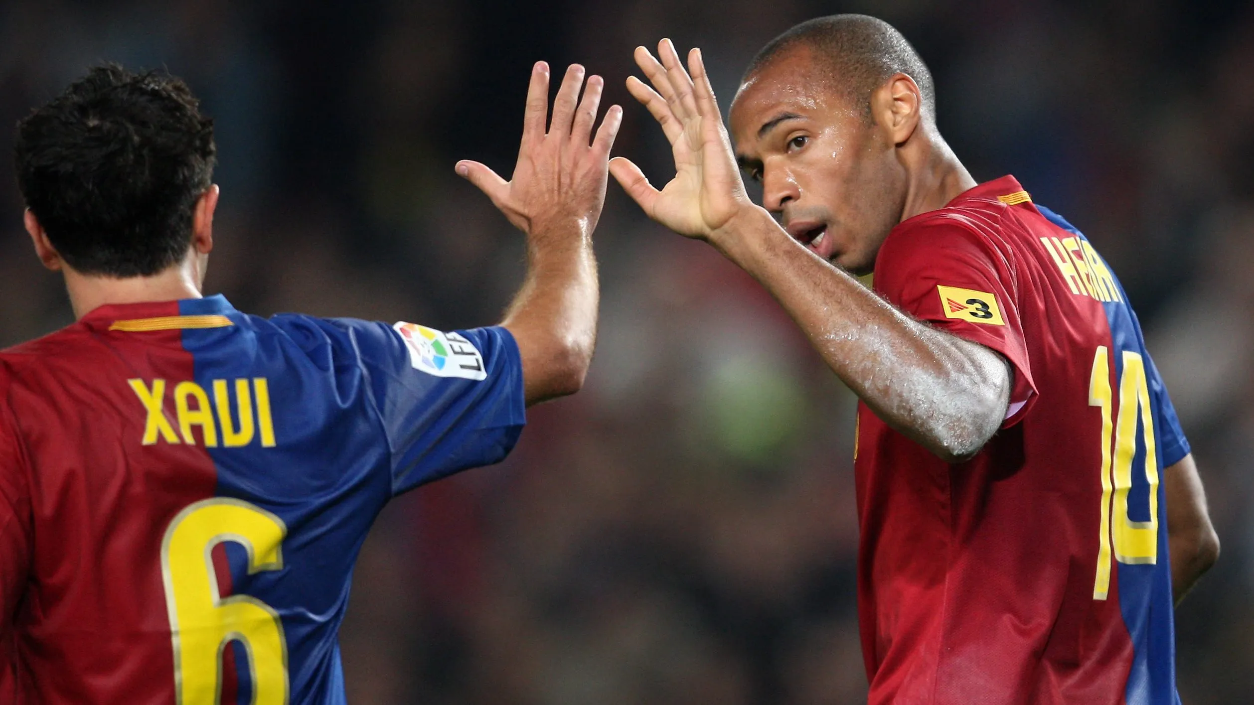 Thierry Henry reconoció el trabajo hecho por su excompañero Xavi Hernández.