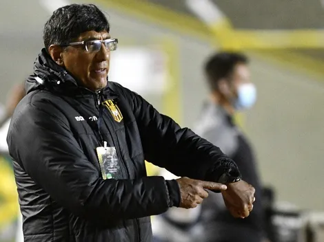 Muy enojados: el DT y el capitán de The Strongest dijeron que Boca "hizo tiempo"