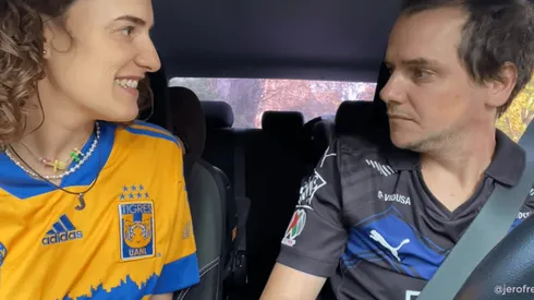 "La pareja del Mundial" discute por el Tigres vs. Rayados.