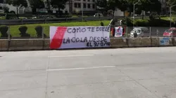 Fotos: así recibieron los hinchas de River al micro de Boca en Bolivia