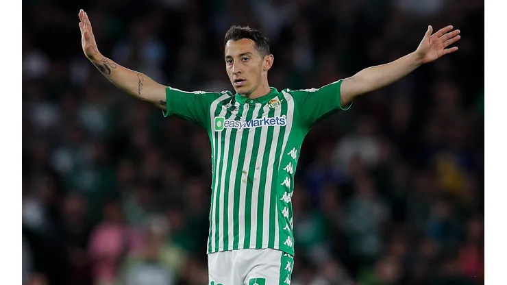 Andrés Guardado sumó 18 minutos en el Benito Villamarín
