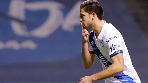 Santiago Ormeño, delantero de Puebla.