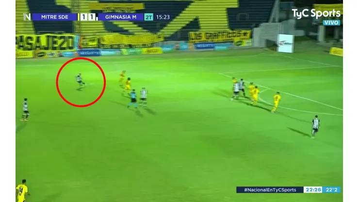 Video: Cristian Llama, de Gimnasia de Mendoza, pateó desde su casa e hizo el gol del mes