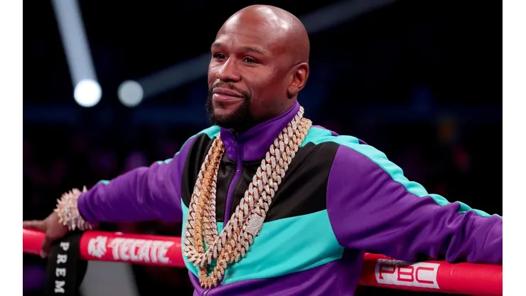 Mayweather preguntó dónde debería ser la pelea con Logan Paul.