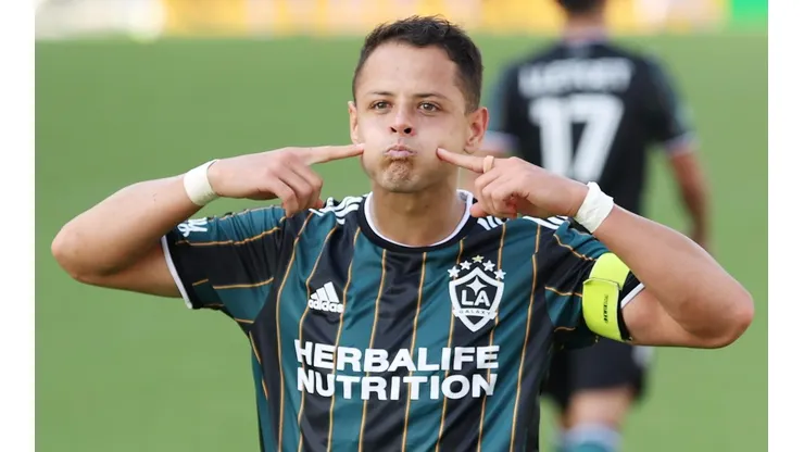 Chicharito debutó en la MLS con doblete a favor del Galaxy.