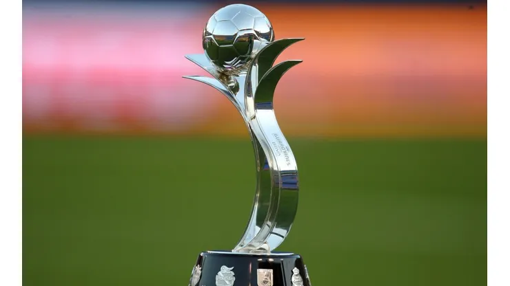 Trofeo de la Liga MX Femenil.