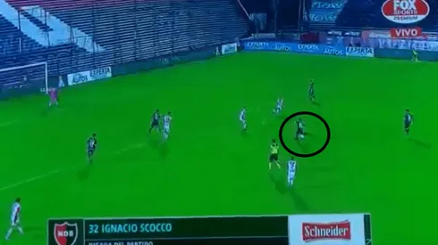 Desde ahí le pegó Ignacio Scocco.