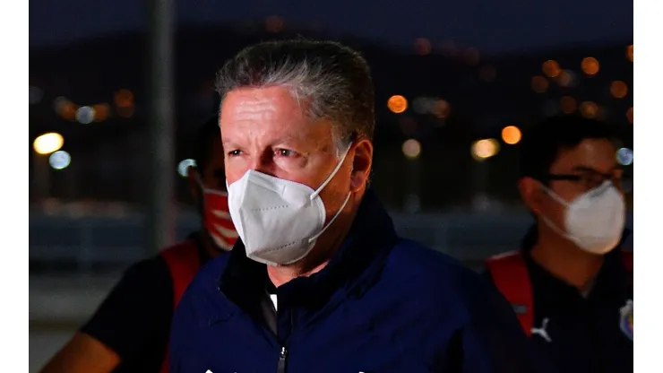 Peláez buscará redimirse en Chivas.
