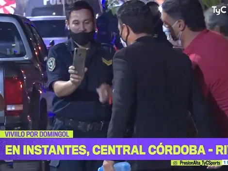 Hasta la Policía se quiere sacar una selfie con Gallardo