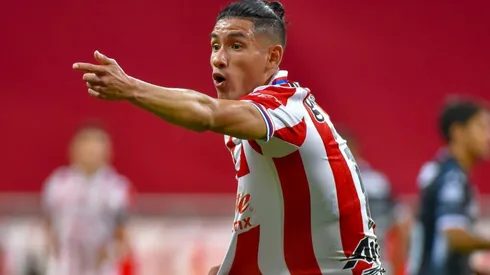 Uriel Antuna, Chivas