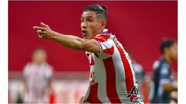 Uriel Antuna, Chivas
