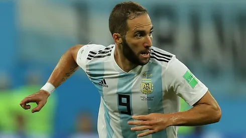 Higuaín volvió a defenderse de las críticas por su paso en la Selección