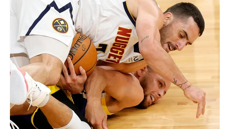 Facundo Campazzo y Stephen Curry
