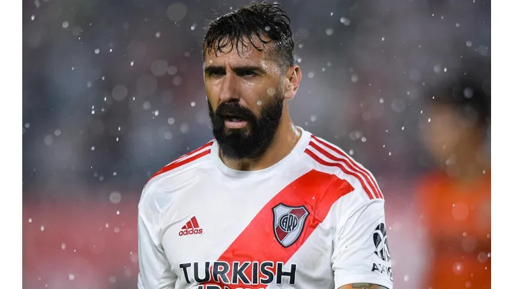Los dos clubes que quieren sacar a Pratto de River a mitad de año