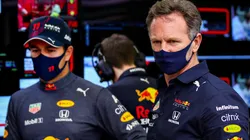 Checo Pérez y Christian Horner, de la escudería Red Bull.