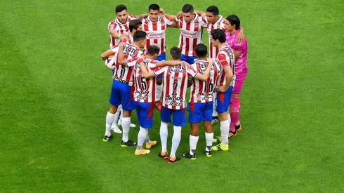Chivas platicará con agencia italiana por dos de sus futbolistas