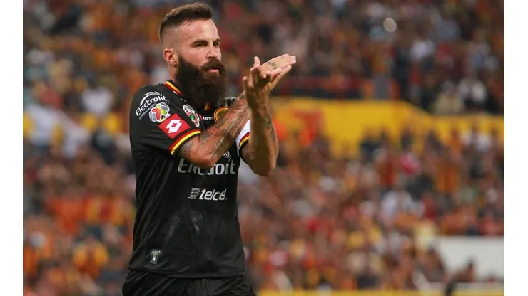 Kikín Fonseca postula a Marc Crosas como nuevo entrenador de Chivas.