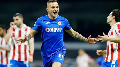 Cabecita Rodríguez pelea por el título de goleo.