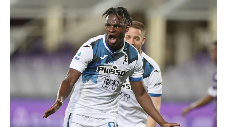 Otra vez el 'Toro': Duvan Zapata marcó doblete y celebró con tremendo bailecito
