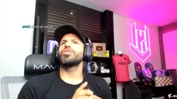 Sergio Agüero, siempre pendiente de Independiente.