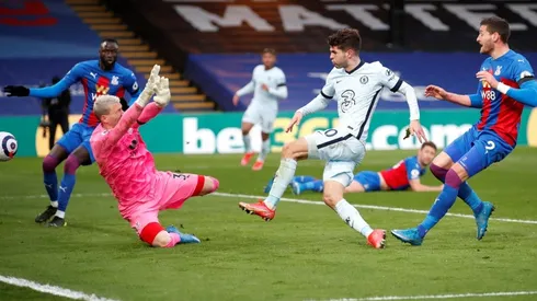 Christian Pulisic anotando ante Crystal Palace