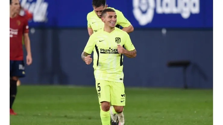 El papá de Torreira reveló que dos clubes lo llamaron para incorporar a Lucas