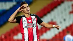 Rafael Santos Borré espera por una oferta de la Lazio de Italia.
