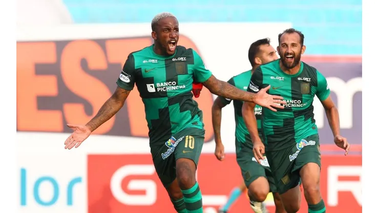 Camiseta verde estará a la venta en los próximos días.