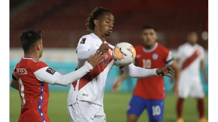 André Carrillo sigue sin ser convocado con la Selección de Perú