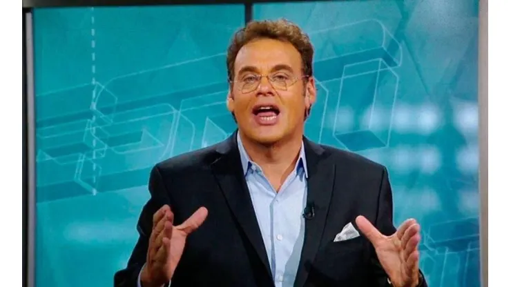 David Faitelson trolleó a Cruz Azul.