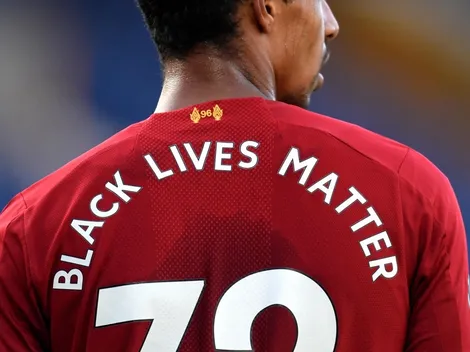 Lamentable: Liverpool informó que dos jugadores recibieron insultos racistas tras la derrota