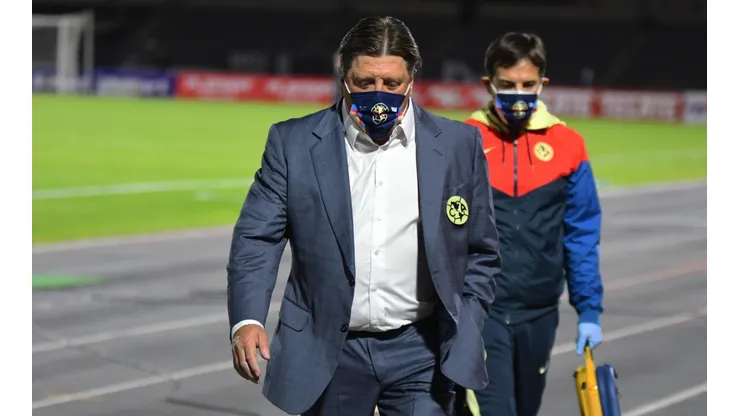 Miguel Herrera se recupera de Covid-19.